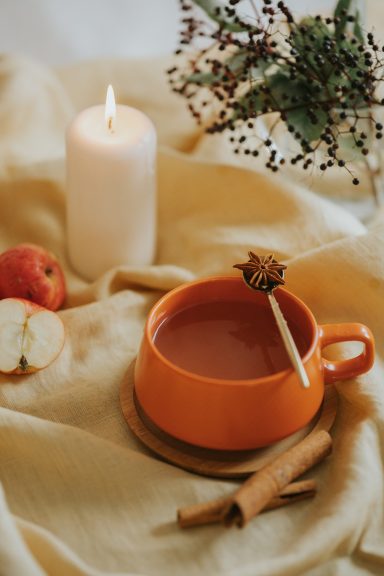 Heißer Apfel-Chai Punsch Heißer Apfel-Chai Punsch